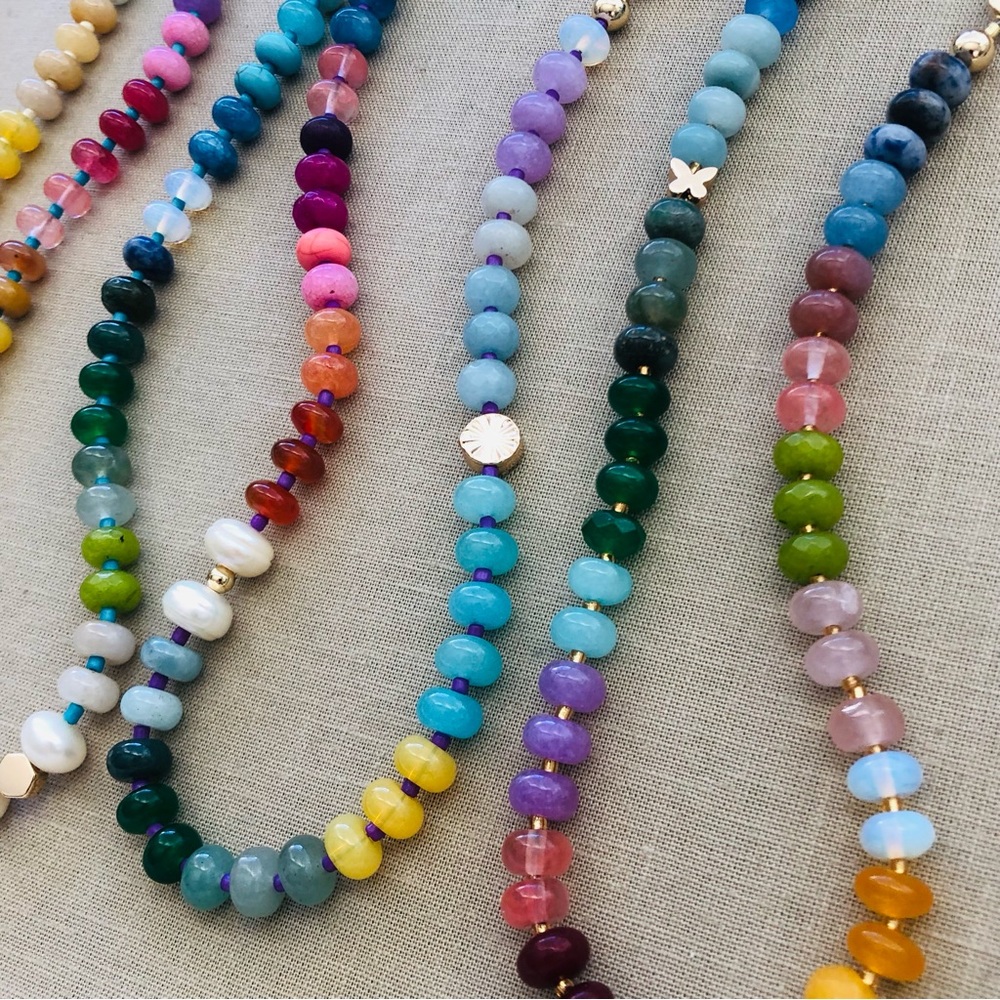 Rainbow🌈 Stone Crystal Candy Necklace - Picture 10 of 13